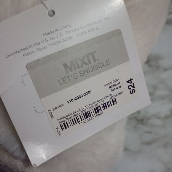 Mixit Cream Color Slipper Boots with Embroidered Owl Detail Size Medium 1-2 - Picture 12 of 13